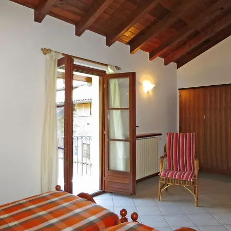Locazione Turistica Casa Della Fontana - Cno175
